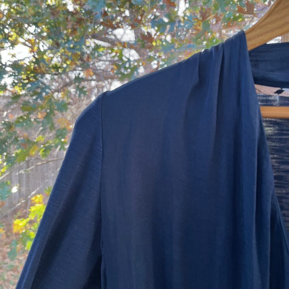 Anthropologie Dolan Women's Blue Wrap Front Top Size XS - Picture 4 of 8